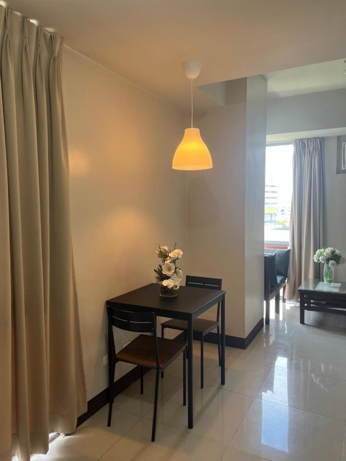 마닐라 Manhattan Heights Tower D 아파트 호텔 외부 사진